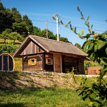 Glamping Paradise Skatlar Ferienhaus *