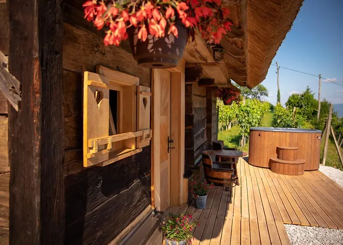 Glamping Paradise Skatlar