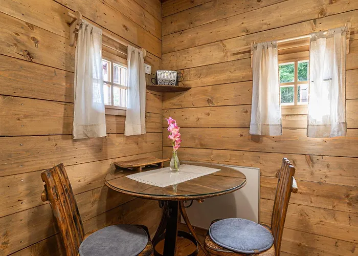 Casa vacanze Glamping Paradise Skatlar Otočec