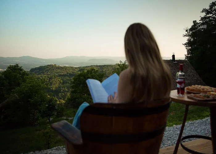 Casa vacanze Glamping Paradise Skatlar Otočec